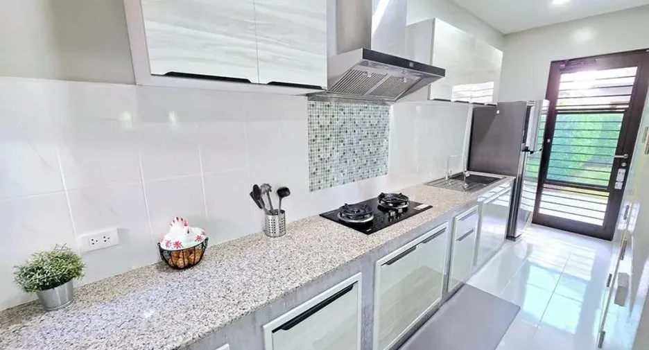 Casa en venta de 5 habitaciones en San Pa Tong, Chiang Mai