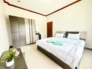 À louer 3 chambres villa à Cha Am, Phetchaburi