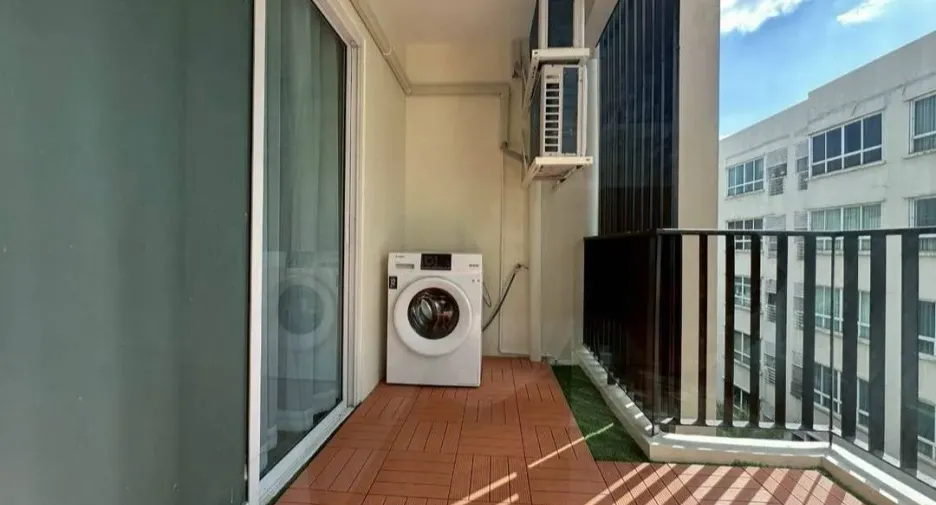 Wohnung zum Kauf mit 1 Zimmer in Wang Thonglang, Bangkok