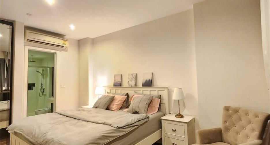 Wohnung zum Kauf mit 2 Zimmer in Phra Khanong, Bangkok