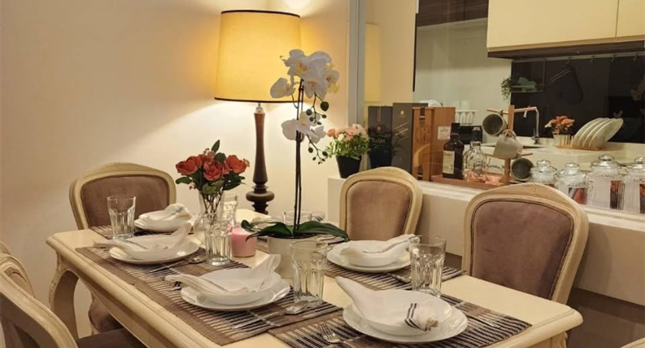 Wohnung zum Kauf mit 2 Zimmer in Phra Khanong, Bangkok