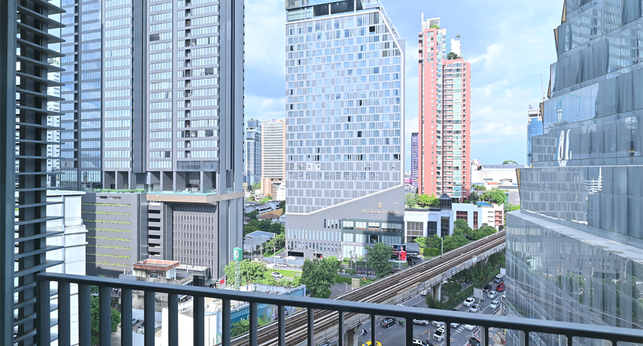 À vendre 1 chambre condo à Khlong Toei, Bangkok
