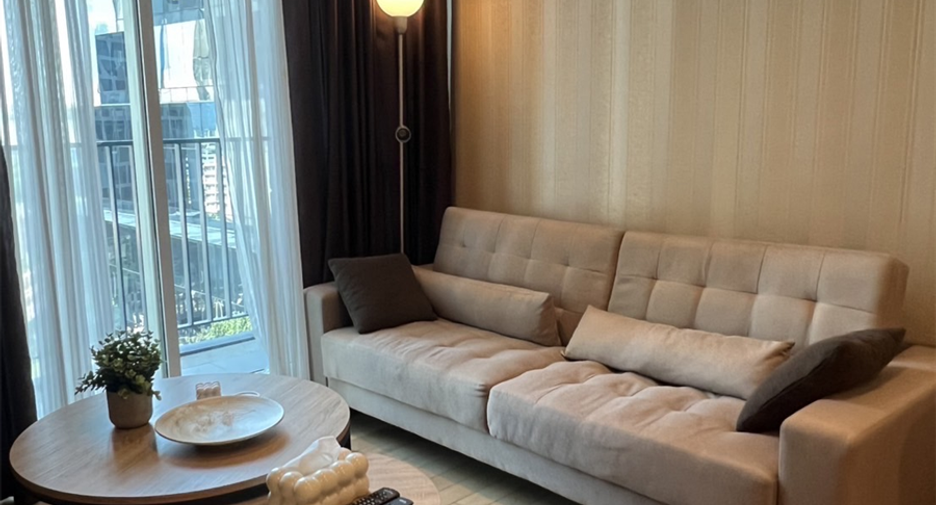 À vendre 1 chambre condo à Khlong Toei, Bangkok