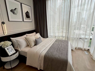 For rent 2 bedrooms condo in Bang Rak, Bangkok