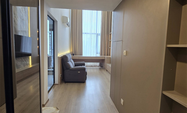 Condo en alquiler de 1 habitaciones en Khlong Toei, Bangkok