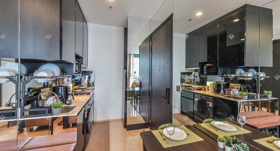 For rent 1 bed condo in Phaya Thai, Bangkok
