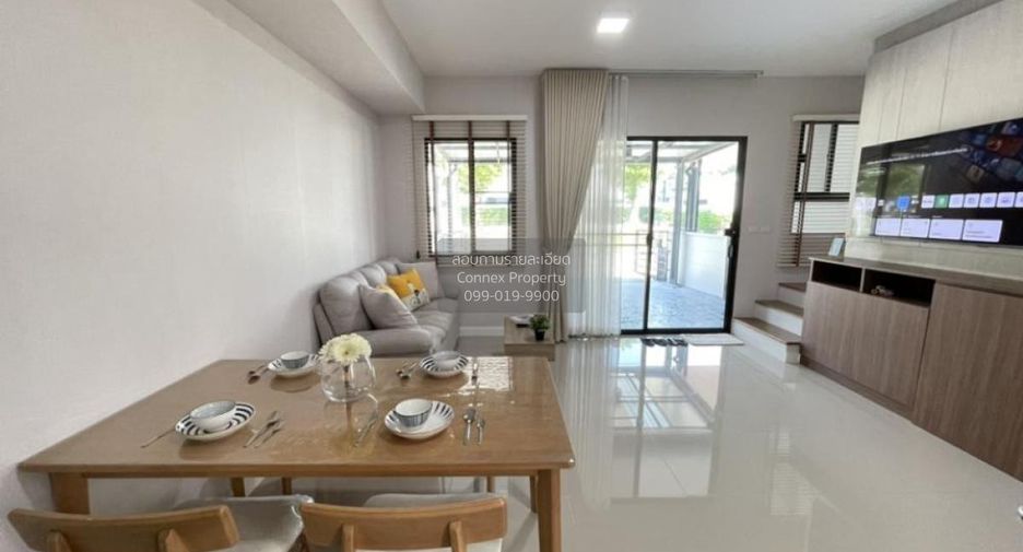 For rent 2 ベッドルーム townhouse in Rat Burana, Bangkok