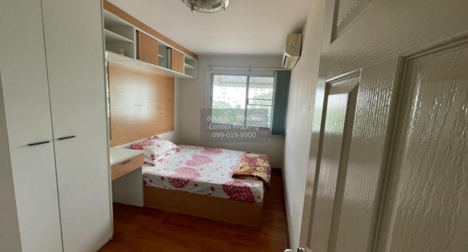 À louer 2 chambres condo à Bang Kapi, Bangkok