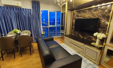 For rent 3 bedrooms condo in Yan Nawa, Bangkok