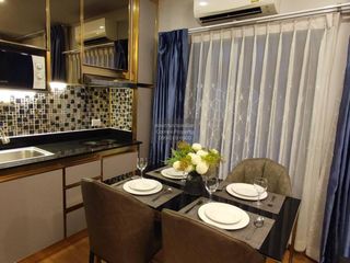 For rent 3 bedrooms condo in Yan Nawa, Bangkok