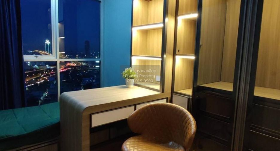 For rent 3 bedrooms condo in Yan Nawa, Bangkok