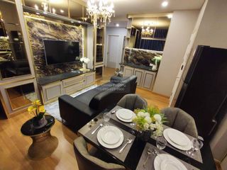 For rent 3 bedrooms condo in Yan Nawa, Bangkok