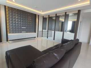 出租 3 卧室 公寓 在 Bang Kapi, 曼谷