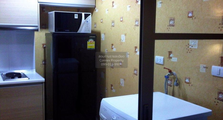 For rent 2 bedrooms condo in Huai Khwang, Bangkok