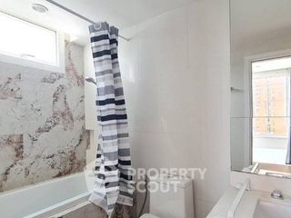 Продажа 2 спальни кондо в Щаттхана, Бангкок