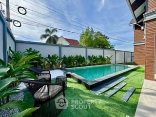 For sale 5 bedrooms villa in Bang Lamung, Chonburi