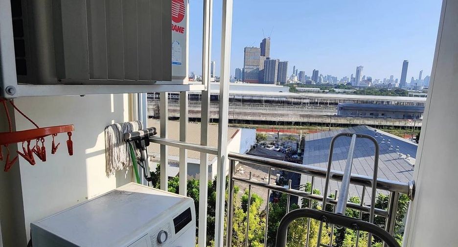 Продажа 1 кровать кондо в Хуаи Кхщанг, Бангкок
