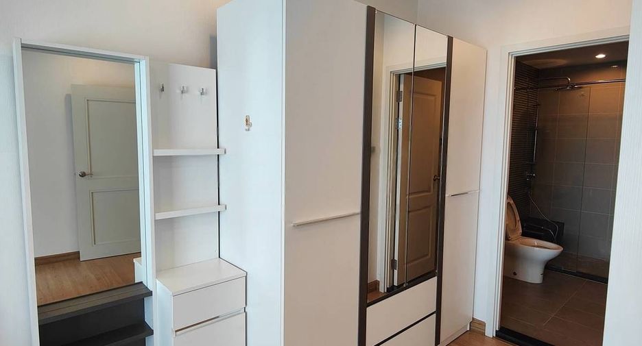 Продажа 1 кровать кондо в Хуаи Кхщанг, Бангкок