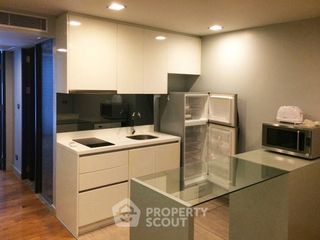 Condo en venta de 2 habitaciones en Bang Rak, Bangkok