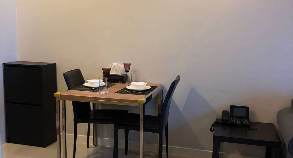 For sale 1 bed condo in Watthana, Bangkok