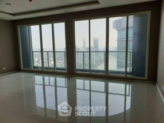 出售 3 卧室 公寓 在 Bang Kho Laem, 曼谷