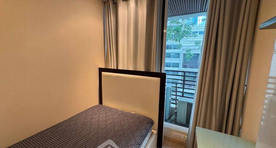 For rent 2 bedrooms condo in Pathum Wan, Bangkok