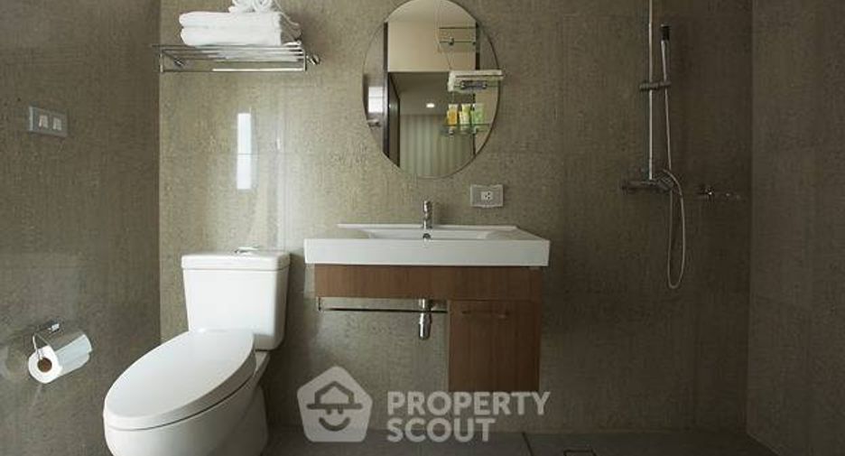 Apartamento en alquiler de 2 habitaciones en Khlong Toei, Bangkok
