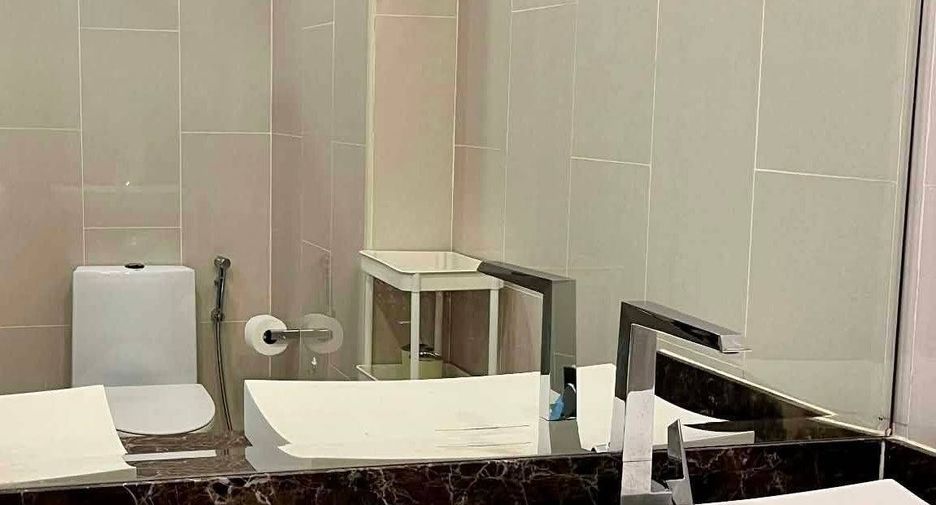 Condo en alquiler de 1 habitaciones en Pratumnak, Pattaya