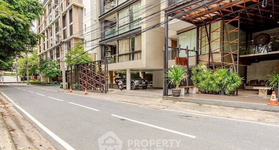 For rent 1 bed condo in Watthana, Bangkok