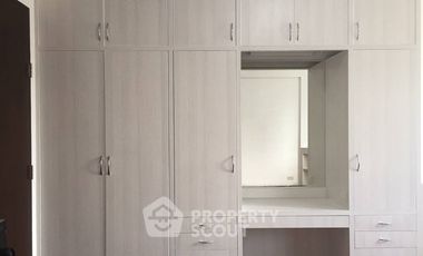 ให้เช่า 3 ห้องนอน อพาร์ทเม้นท์ ใน คลองเตย, กรุงเทพฯ