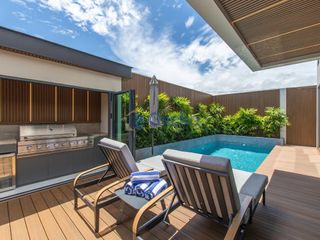 For sale 5 bedrooms house in Bang Lamung, Chonburi