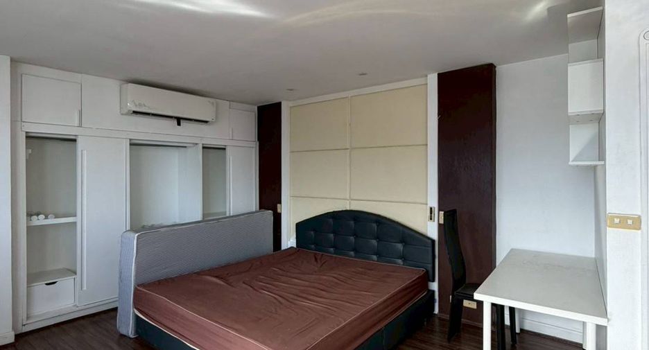 Wohnung zur Miete mit 3 Zimmer in Khlong Toei, Bangkok