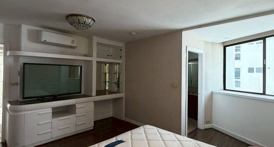 Wohnung zur Miete mit 3 Zimmer in Khlong Toei, Bangkok