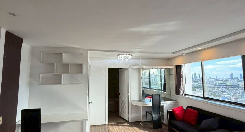 Wohnung zur Miete mit 3 Zimmer in Khlong Toei, Bangkok