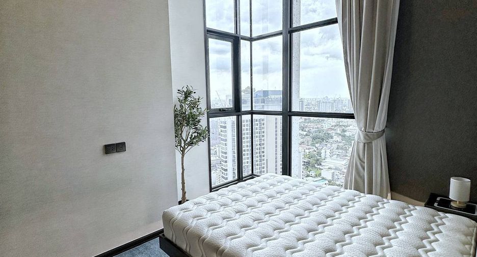 Condo en alquiler de 2 habitaciones en Watthana, Bangkok