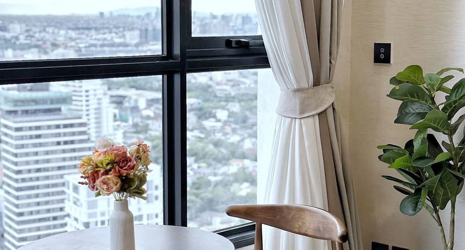 Condo en alquiler de 2 habitaciones en Watthana, Bangkok