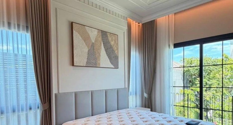 For rent 4 ベッドルーム house in Bang Kapi, Bangkok