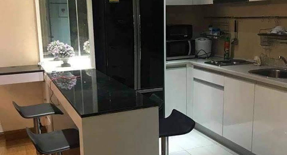 Condo en alquiler de 1 habitaciones en Huai Khwang, Bangkok