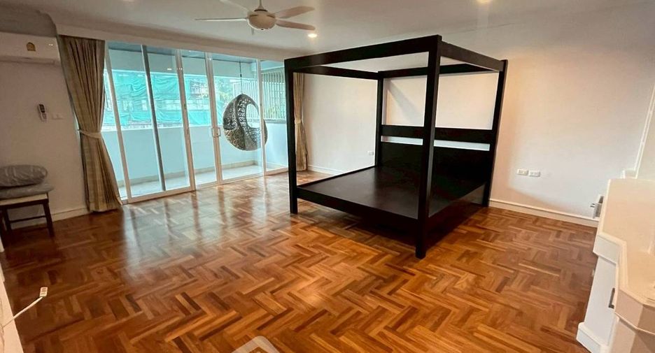Apartment zur Miete mit 4 Zimmer in Khlong Toei, Bangkok