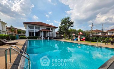 For rent 3 bedrooms house in Wang Thonglang, Bangkok