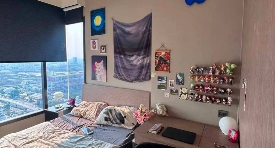 For rent 2 bedrooms condo in Phaya Thai, Bangkok
