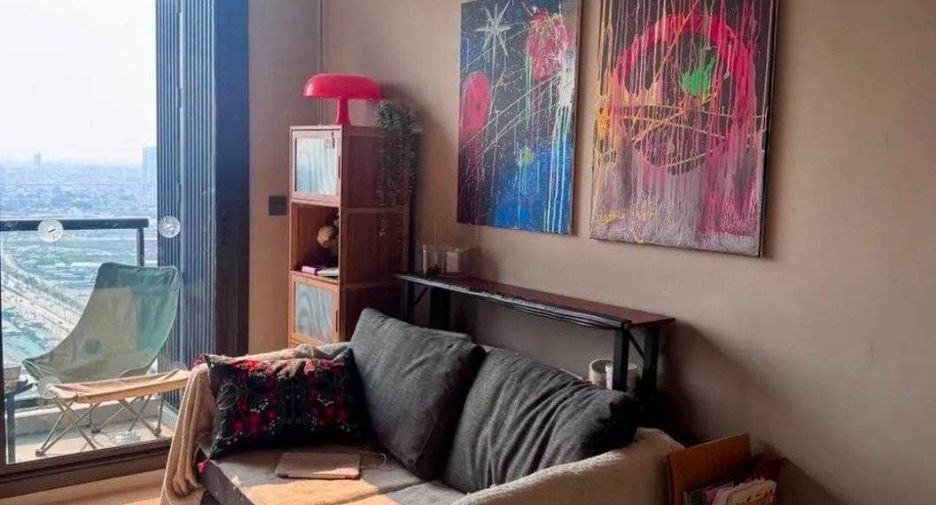 For rent 2 bedrooms condo in Phaya Thai, Bangkok
