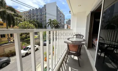 À louer et à vendre studio condo à Pratumnak, Pattaya