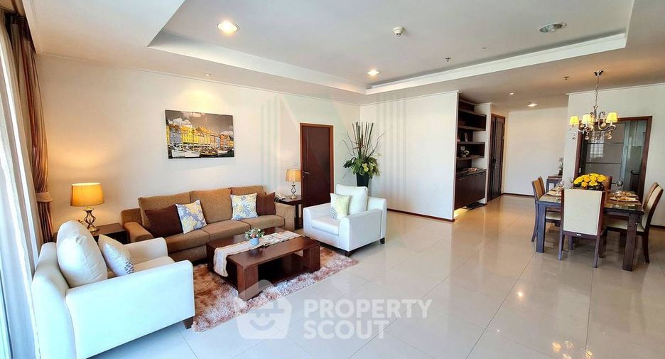For rent 3 ベッドルーム apartment in Watthana, Bangkok