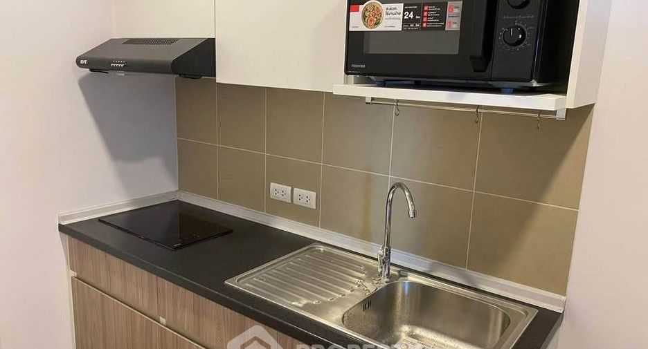 For rent 2 bedrooms condo in Bang Kapi, Bangkok