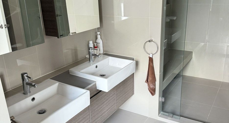 Wohnung zum Kauf mit 2 Zimmer in Huai Khwang, Bangkok