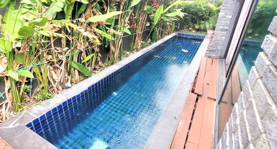 For rent そして for sale 3 ベッドルーム townhouse in Watthana, Bangkok