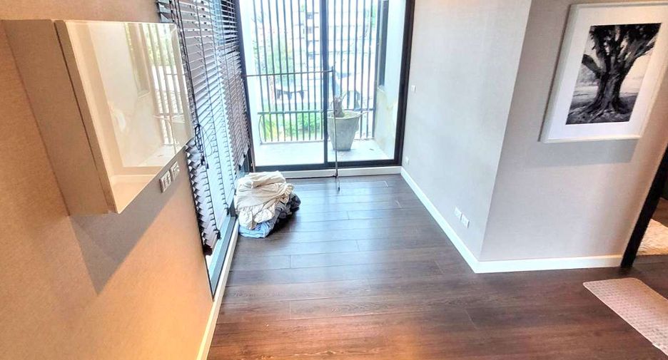 For rent そして for sale 3 ベッドルーム townhouse in Watthana, Bangkok