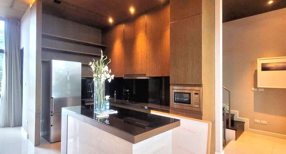 For rent そして for sale 3 ベッドルーム townhouse in Watthana, Bangkok