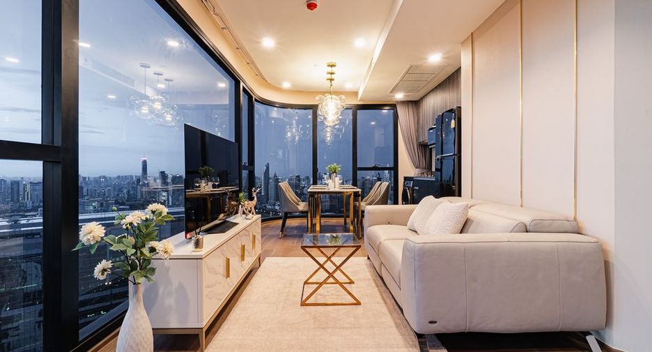 For rent 2 ベッドルーム condo in Bang Rak, Bangkok
